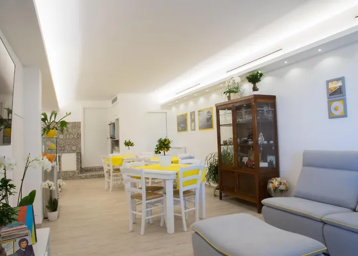 On' Michele בית הארחה 4*